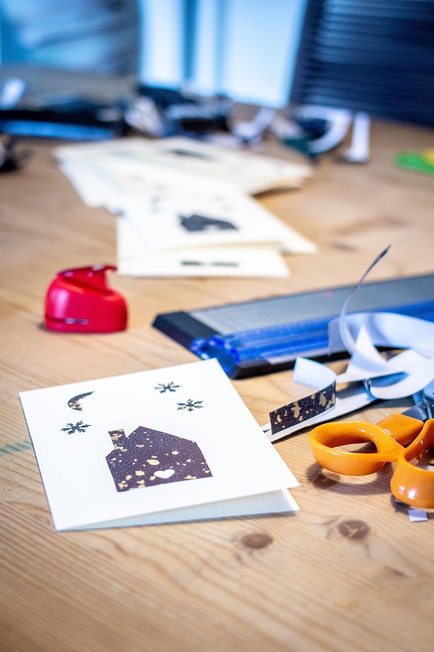 年賀状を自分でデザインするためのスマホアプリは？