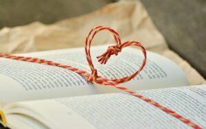 年賀状を手作りする際のおすすめアイデアは？